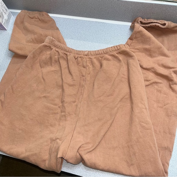 Joah Brown Oversized Joggers - Picture 15 of 15